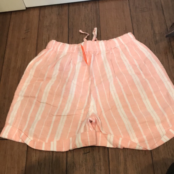 3 for $35! Pink and white striped brand new Joe Fresh tie shorts - Picture 4 of 5